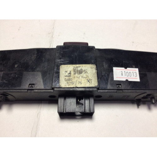Opel Astra H Zafira B Dörtlü Flaşör Düğmesi 13100105 03758075