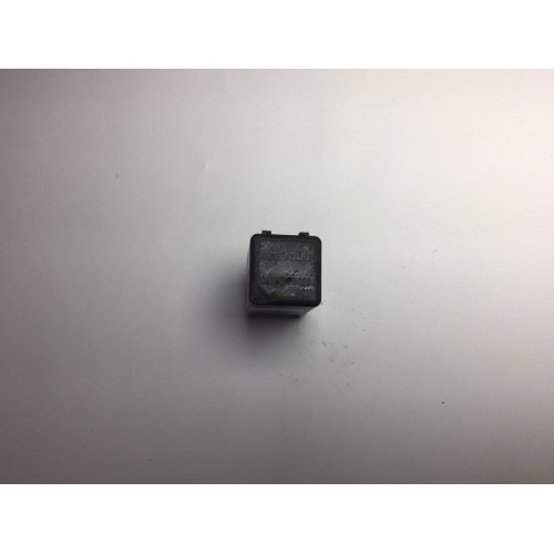 Nissan 12V 2 Pin Röle 24330C9900