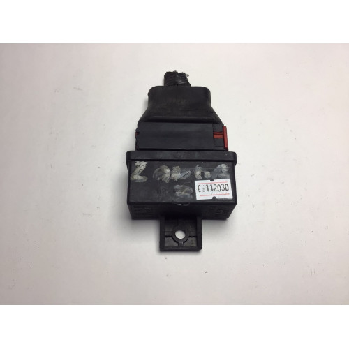 Peugeot Citroen Yakıt Konrtol Rölesi 240107