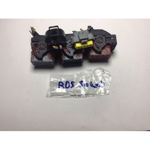 Peugeot Citroen R05 Sigorta Soketi