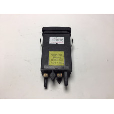 Audi A4 B5 Cam Isıtma Paneli 4D0941503