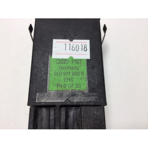 Audi A3 Ön Cam Rezistans Düğmesi 8L0941503B