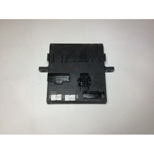 Audi A4 A6 Gövde Kontrol Beyni 8E0907279