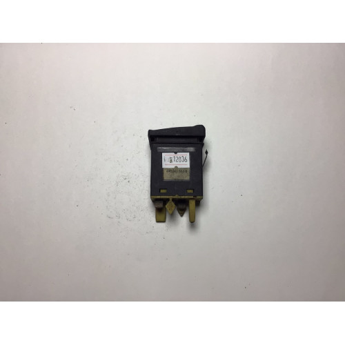 Audi A6 C4 Arka Sis Farı Düğmesi 4A0941563B