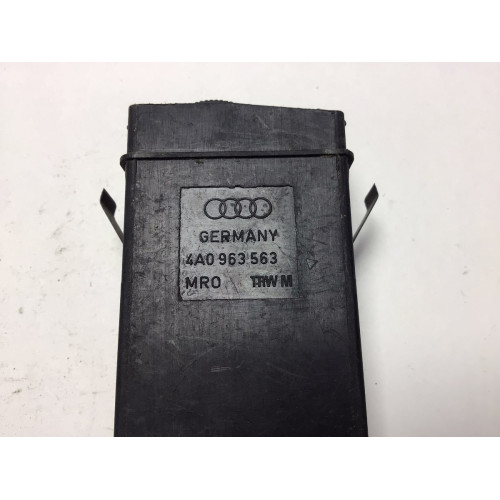 Audi 100 A6 Koltuk Isıtma Anahtarı 4A0963563