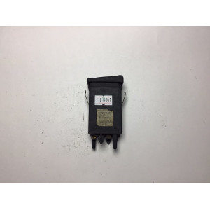 Audi 80 90 100 A6 Ön Cam Isıtma Düğmesi 4A0941503A