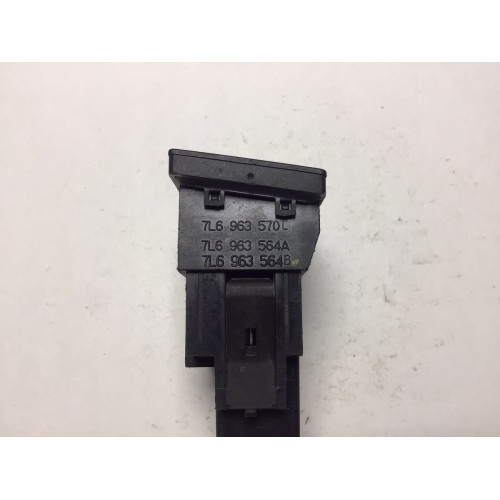 Volkswagen Touareg Koltuk Isıtma Düğmesi 7L6963570C 7L6963564A 7L6963564B