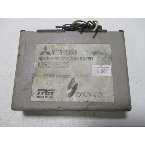 Mıtsubıshı Carisma Merkezi Kilitli Kontrol Ünitesi MR238029 