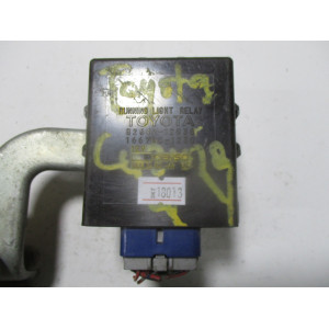Toyota Carina Işık Rölesi 82642-12030