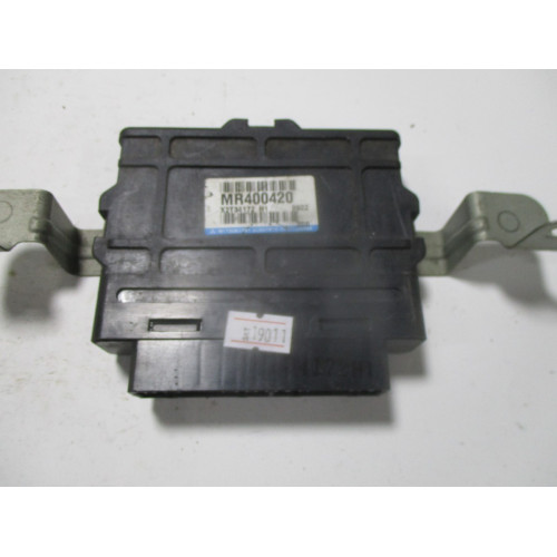 Mitsubishi Pajero Şanzıman Modülü MR400420 X2T34172