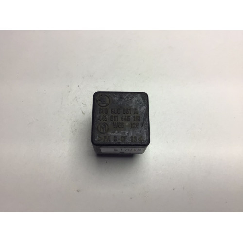 Skoda Fabia Volkswagen Röle 443811445111 6UO906061A