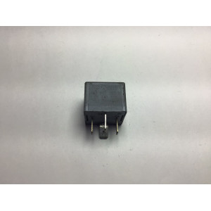 Volkswagen Audi Skoda Röle 141951253B 20240072