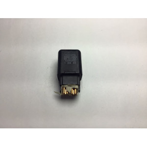 Toyota Corolla Çok Amaçlı Röle 90987-02002