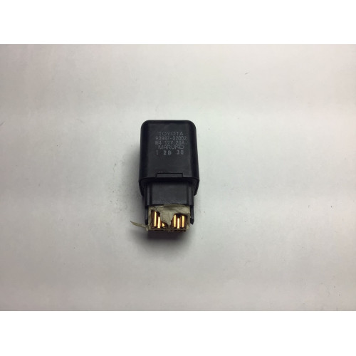 Toyota Corolla Çok Amaçlı Röle 90987-02002