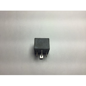 Volkswagen Audi Skoda Röle 141951253B 20240072