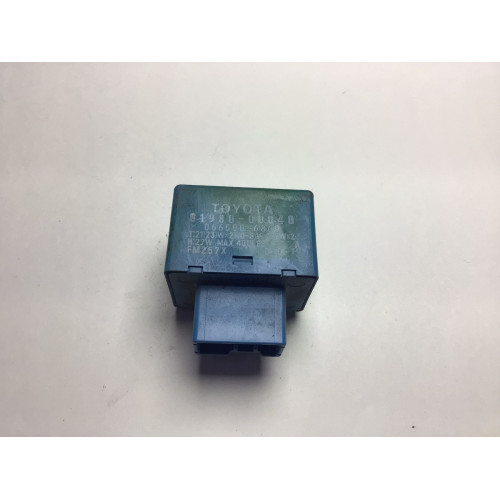 Toyota Yaris Flaşör Sinyal Rölesi 81980-0D040 066500-6860