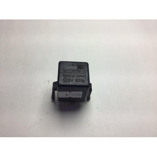 Mitsubishi Colt Röle EC257EJ MB302373 166500-0120