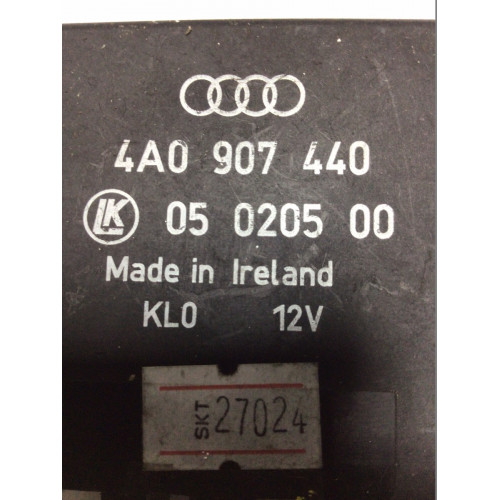 Volkswagen Audi Seat Skoda Röle 4A0907440