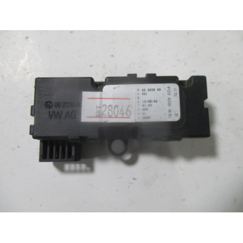 Volkswagen Passat -Passat CC Direksiyon Açı Sensörü 3C0959654