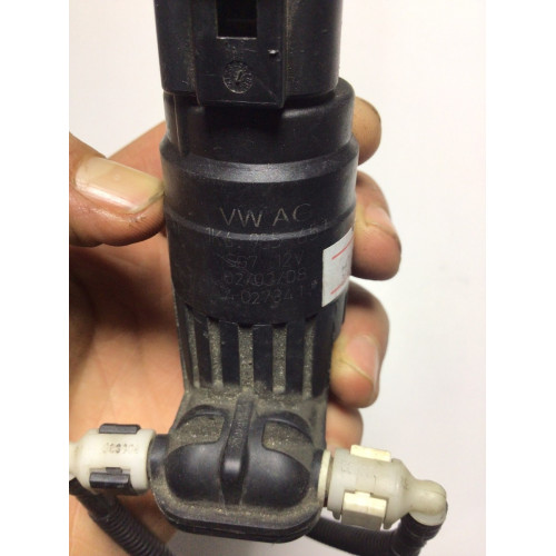Volkswagen Ön Yıkama Pompası 1K0955651