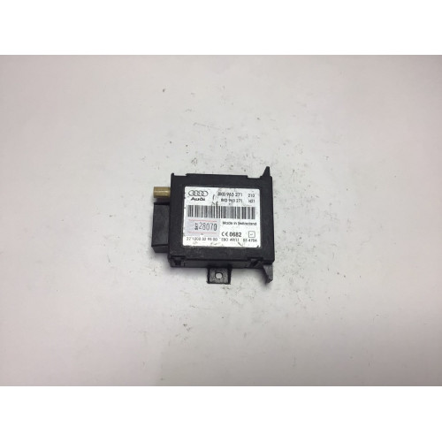 Audi A4 A5 Q5 Aux Modülü 8K0963271 221000329500