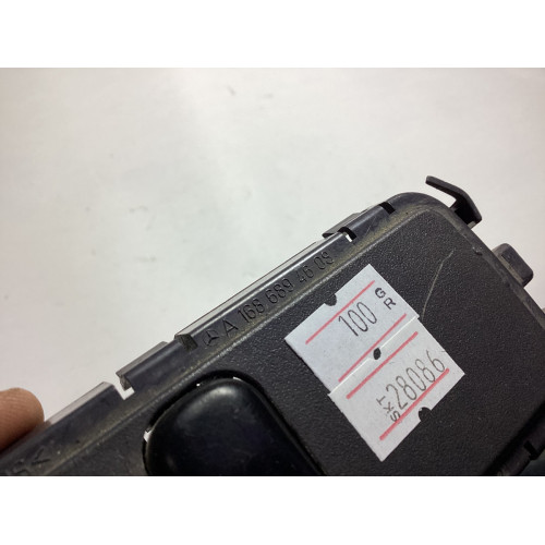 Mercedes A Class W168 Ayna Ayar Düğmesi A1686894608