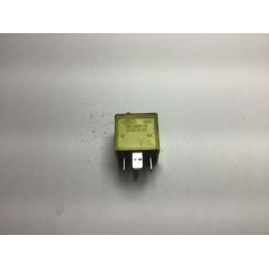 Ford Focus Çok Fonksiyonlu Sarı Röle V23136-B1-X33 93BG14N089B1B