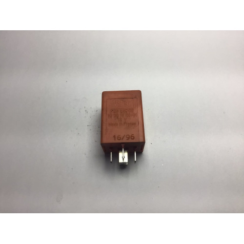 Citroen Xantia Peugeot 806 Röle 9619879180-01 73922302