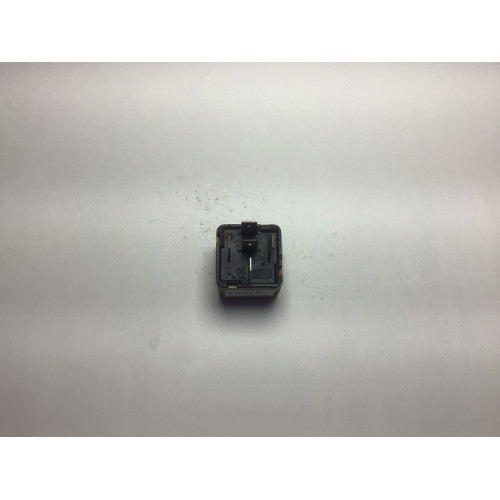 Fiat Lancia Alfa Romeo Çok Amaçlı Röle 4320629
