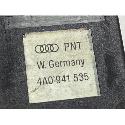Audi A6 C4 Sis Farı Düğmesi 4A0941535