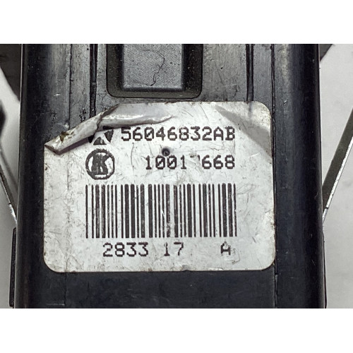 Chrysler 300C Dodge Ram Cam Açma Kapatma Düğmesi 56046832AB