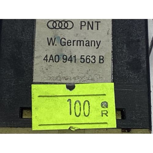 Audi A6 C4 Arka Sis Farı Düğmesi 4A0941563B