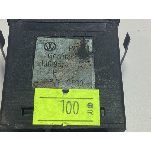 Volkswagen Golf 4 Bora Arka Cam Isıtma Düğmesi 1J0959621C