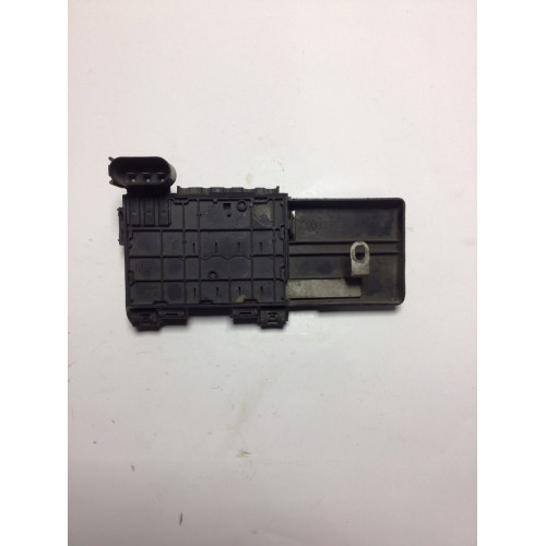 Audi Golf Bora Sigorta Kutusu 1J0937550