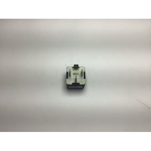 Volkswagen Audi Seat Skoda Çok Amaçlı Röle 141951253B