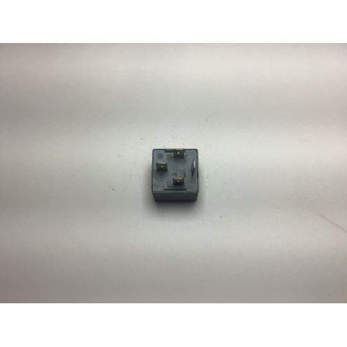 Volkswagen Audi Skoda Röle 141951253B 20240072
