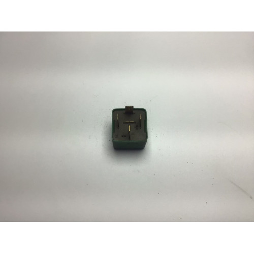Opel Astra F G Vectra A B Zafira A Fan Rölesi 3447012