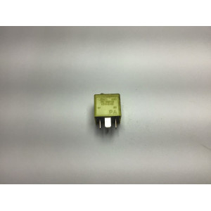 Ford Focus Çok Fonksiyonlu Sarı Röle V23136-B1-X33 93BG14N089B1B