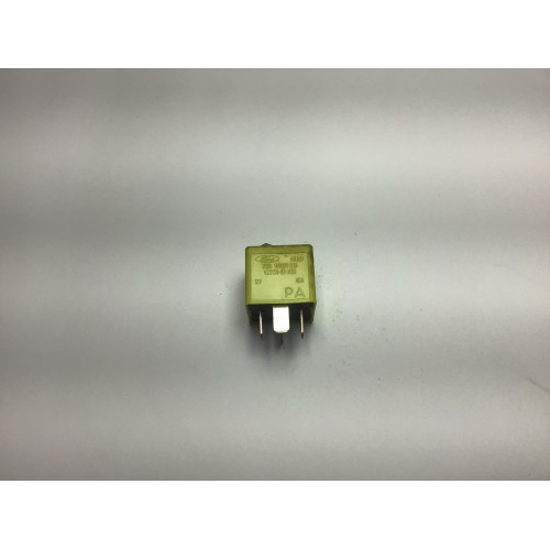 Ford Focus Çok Fonksiyonlu Sarı Röle V23136-B1-X33 93BG14N089B1B