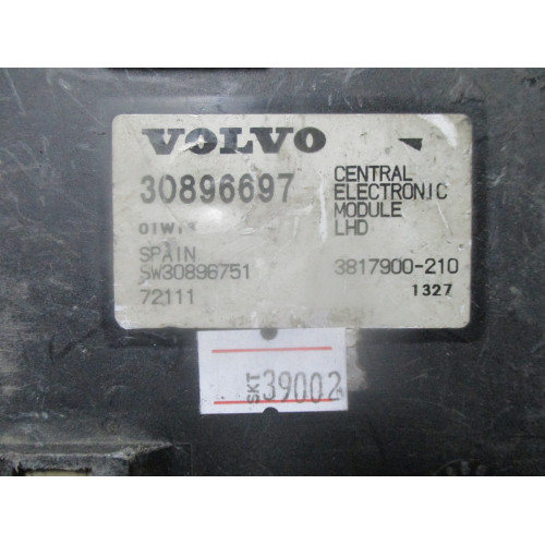 Volvo S40 Cem Sigorta Kutusu 30896697 3817900-210