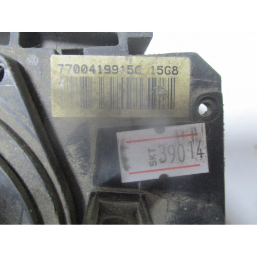 Renault Clio 2 Silecek Dönüş Sinyali Gösterge Kolu Anahtarı 7700419915C