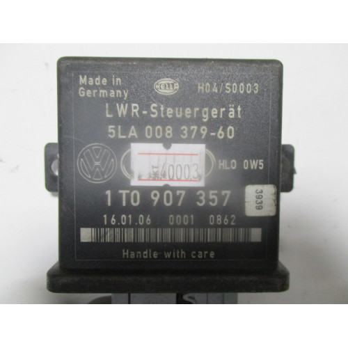 Volkswagen Golf LCM Işık Modülü 5LA008379-60 1T0907357