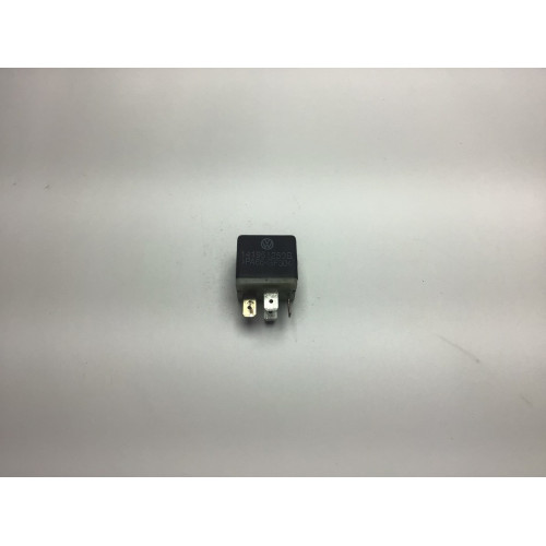 Volkswagen Audi Seat Skoda Çok Amaçlı Röle 141951253B