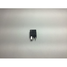 Saab 9-5 Sinyal Rölesi 90506607 A1301-X31