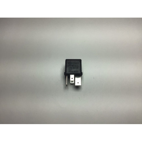 Volkswagen Audi 460 Siyah Röle V23134-J52-X430 1K0951253A