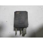 Volkswagen Passat Audi Röle 7M0951253C 95VW10K705EA 