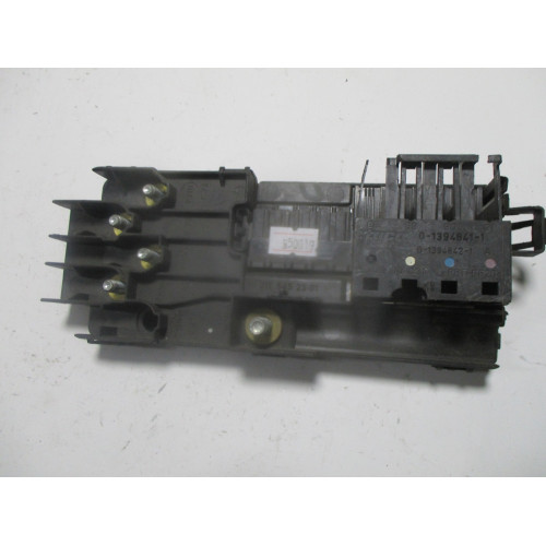 Mercedes Sigorta Kutusu Kontrol Merkezi Elektrik 0-1394841-1