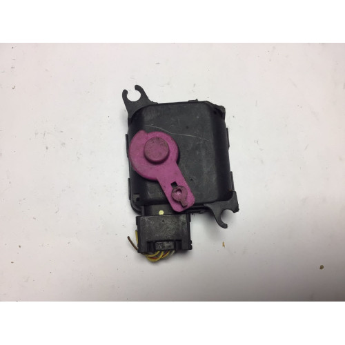 Audi Isıtıcı Flap Motor Aktüatörü 0132801121 1J1907511C