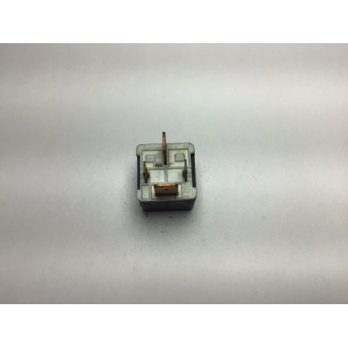 Volkswagen Golf 4 Bora Passat Jetta Polo Audi Klima Rölesi 191937503