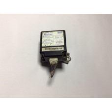 Toyota Yaris Merkezi Kilit Beyni 619825-000